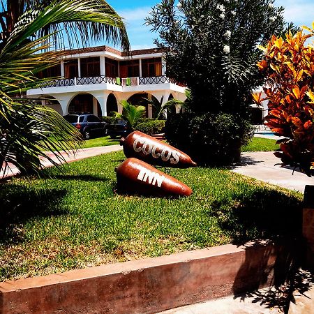 Hotel Cocos Inn イカ エクステリア 写真