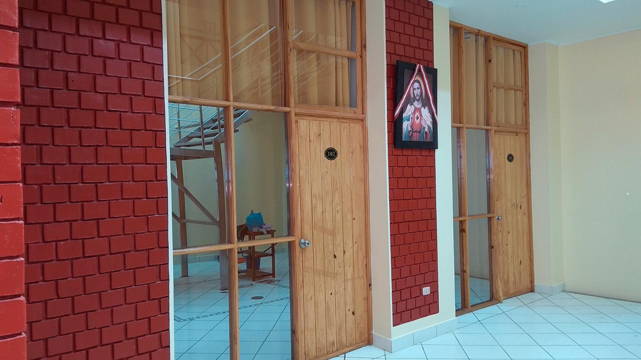 Hotel Cocos Inn イカ エクステリア 写真